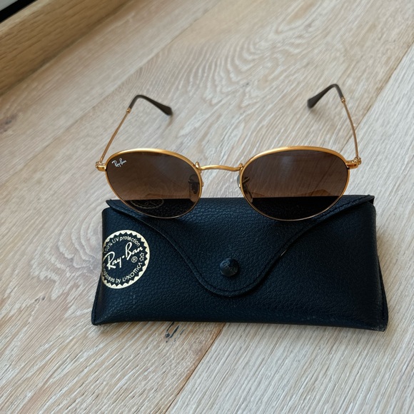 Ray-Ban Sunglasses - Polished Light Bronze Frame, Pink/Brown Gradient Lenses - Picture 4 of 4